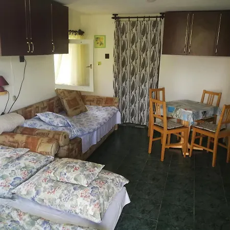 Gæstehus Kuckoz-lak Balatonmáriafürdő